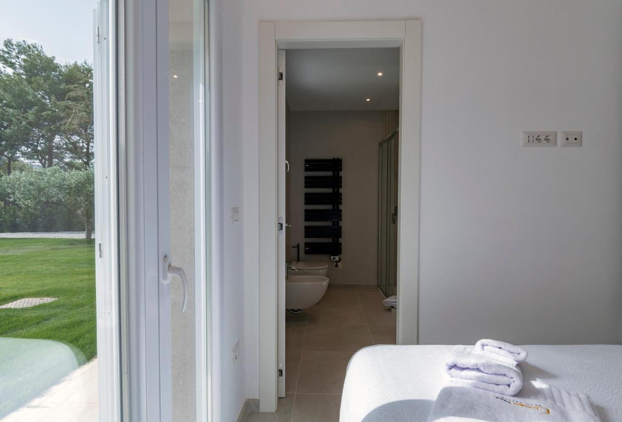 Villa Golden Root Real Estate San Teodoro  Exterior foto