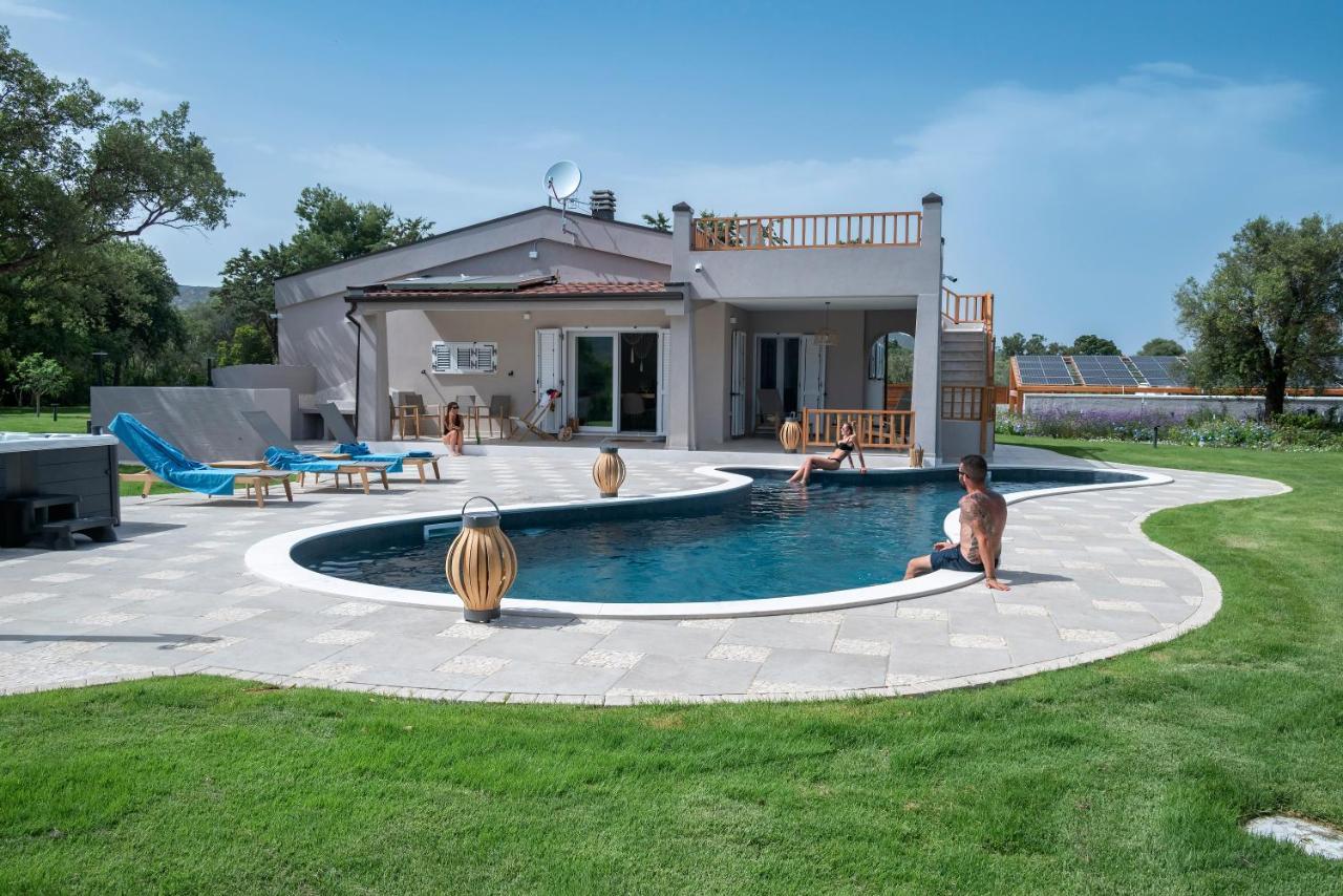 Villa Golden Root Real Estate San Teodoro  Exterior foto